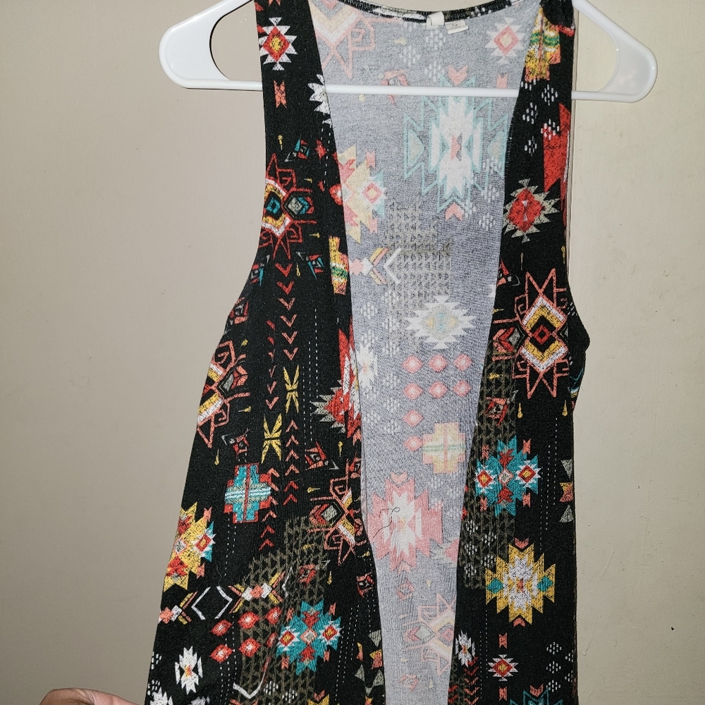 Sleeveless cardigan size medium